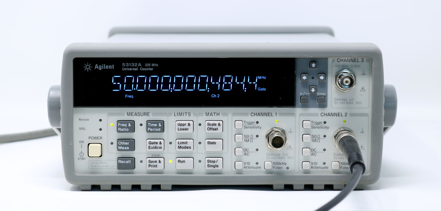 HP / Agilent 53132A 225 MHz 12 digits/s Frequency Counter/Timer. Option 030