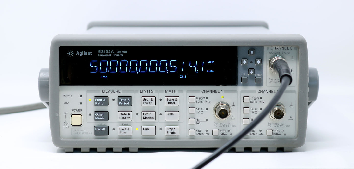 HP / Agilent 53132A 225 MHz 12 digits/s Frequency Counter/Timer. Option 030