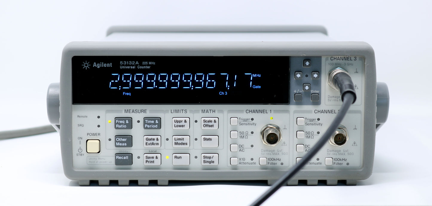 HP / Agilent 53132A 225 MHz 12 digits/s Frequency Counter/Timer. Option 030