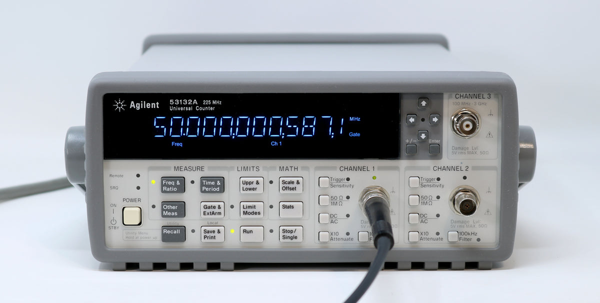 HP / Agilent 53132A 225 MHz 12 digits/s Frequency Counter/Timer. Option 030