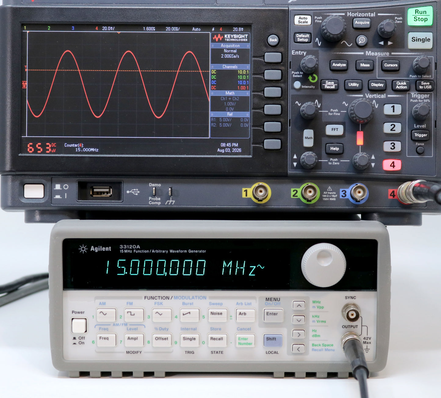 HP / Agilent 33120A 15 MHz Function / Arbitrary Waveform Generator. Very clean